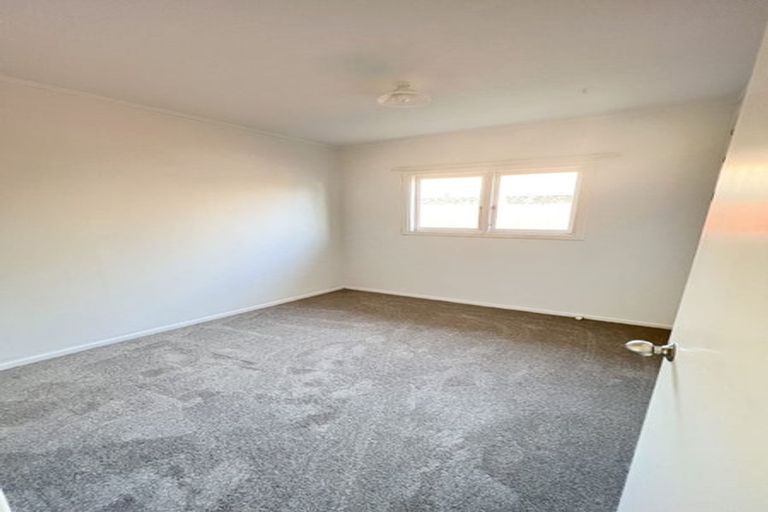 Photo of property in 5 Alexander Avenue, Papatoetoe, Auckland, 2025