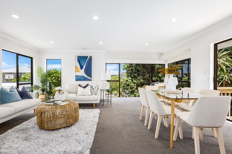 Photo of property in 5 Waiheke Street, Waikanae Beach, Waikanae, 5036