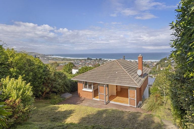 Photo of property in 30 Seaview Terrace, Kew, Dunedin, 9012