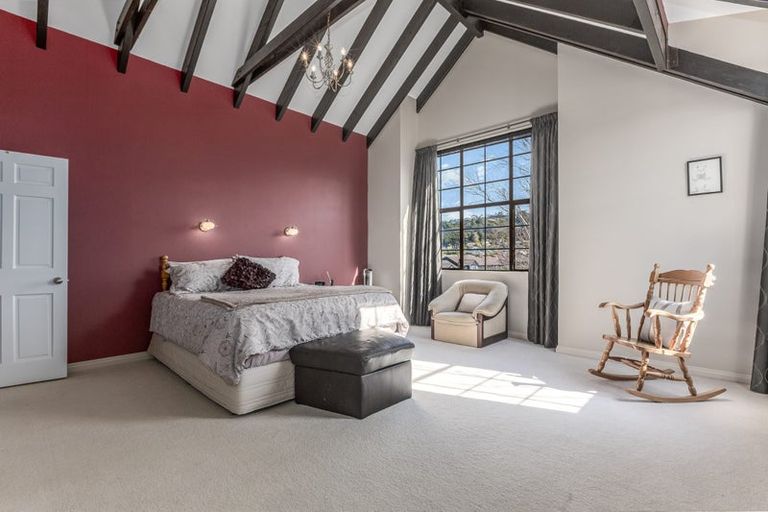 Photo of property in 16 Solander Place, Whitby, Porirua, 5024