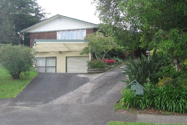 Photo of property in 21 Imatra Place, Sunnyhills, Auckland, 2010