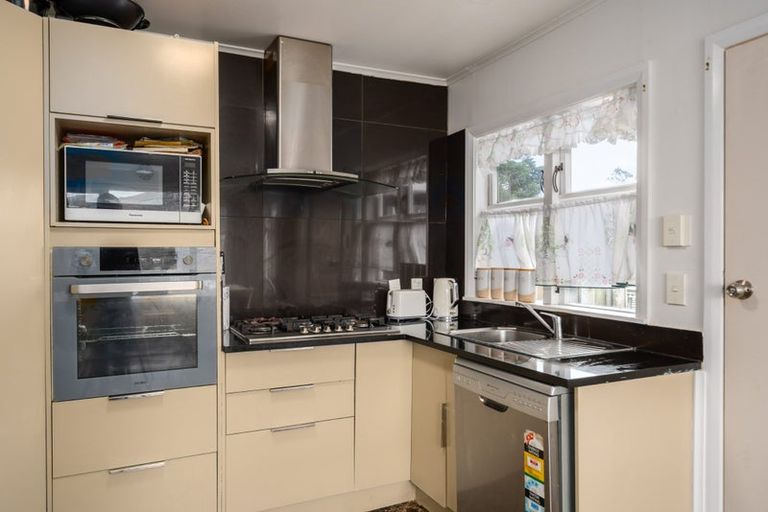 Photo of property in 41 Tarawera Road, Johnsonville, Wellington, 6037