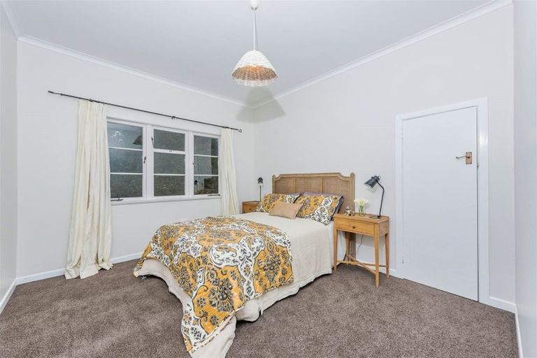 Photo of property in 15 Edward Street, Riverhead, 0820