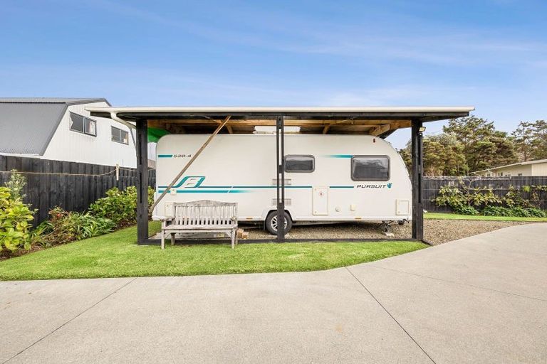 Photo of property in 17 Kagan Avenue, Mangawhai, 0505