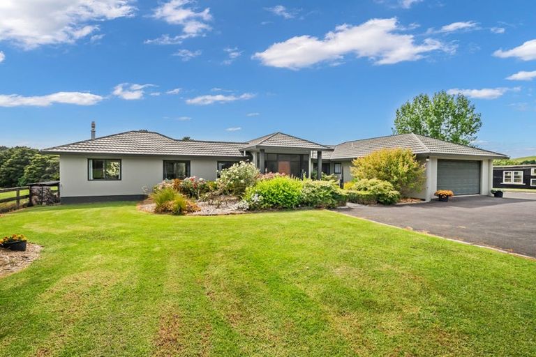 Photo of property in 29 Pataua Road North, Whareora, Whangarei, 0175
