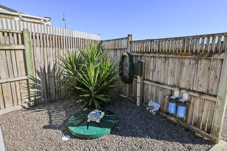 Photo of property in 2b Sandown Avenue, Himatangi Beach, Foxton, 4891