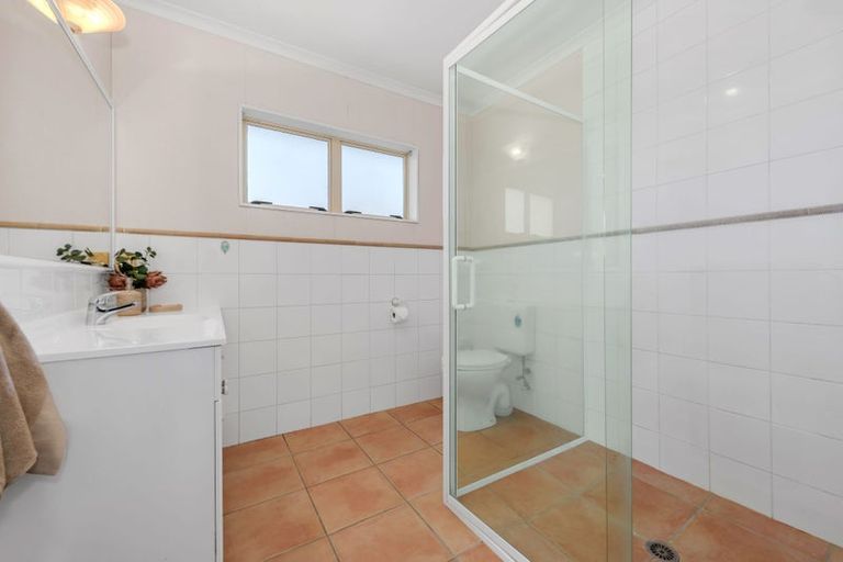 Photo of property in 12 Ballycullanie Place, Dannemora, Auckland, 2016