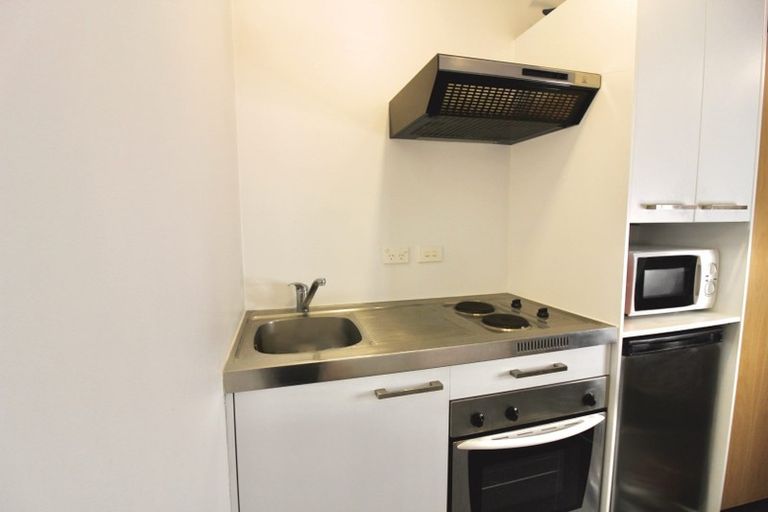 Photo of property in Orange Apartments/victoria Centr, 109/169 The Terrace, Wellington Central, Wellington, 6011