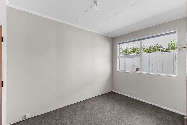 Photo of property in 4/10 Kowhai Avenue, Takaro, Palmerston North, 4410