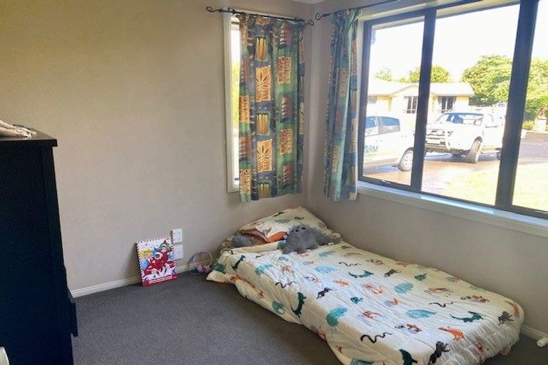 Photo of property in 1 Kingsbury Court, Rototuna North, Hamilton, 3210