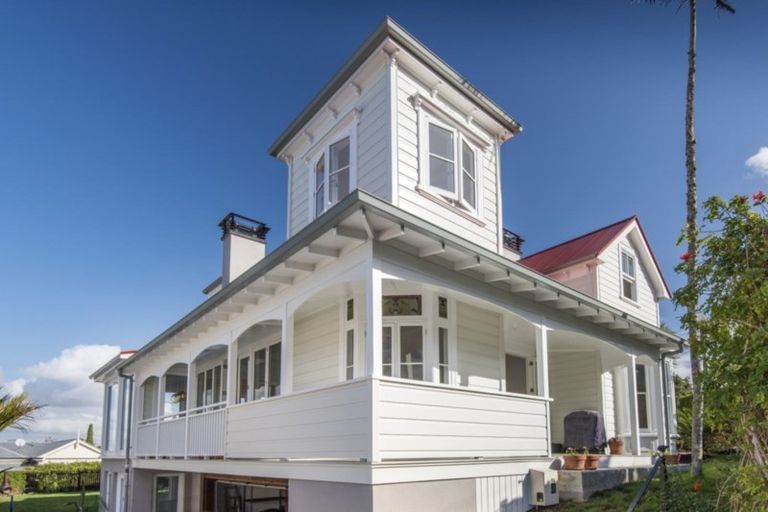 Photo of property in 8 St Aubyn Street, Devonport, Auckland, 0624