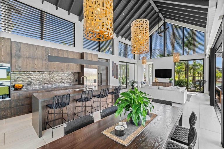 Photo of property in 3 Kuaka Grove, One Tree Point, 0118