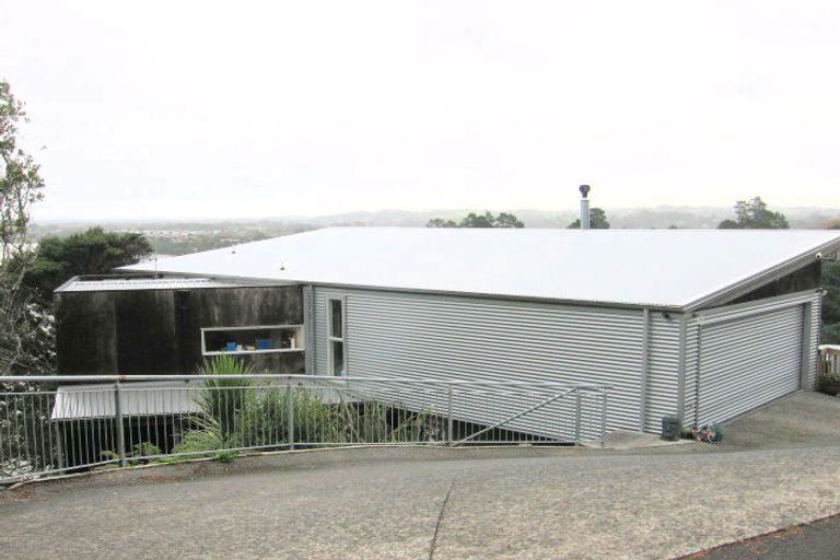 Photo of property in 17b Austin Road, Greenhithe, Auckland, 0632