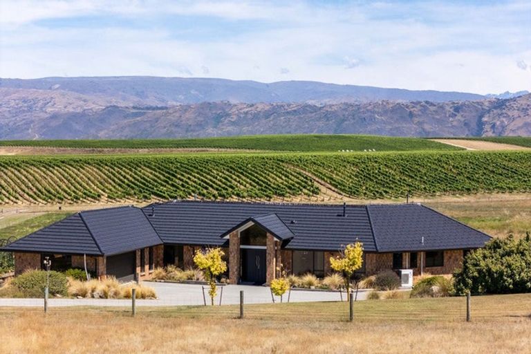 Photo of property in 317 Golden Road, Springvale, Alexandra, 9393