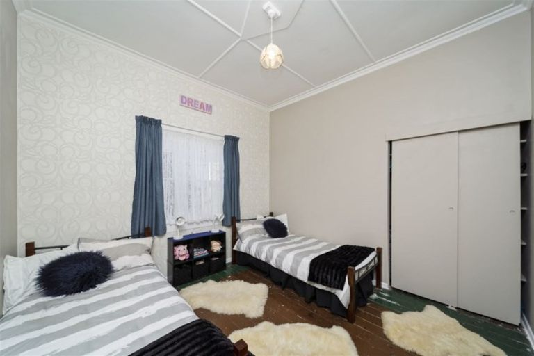 Photo of property in 255 Princes Street, Hawera, 4610