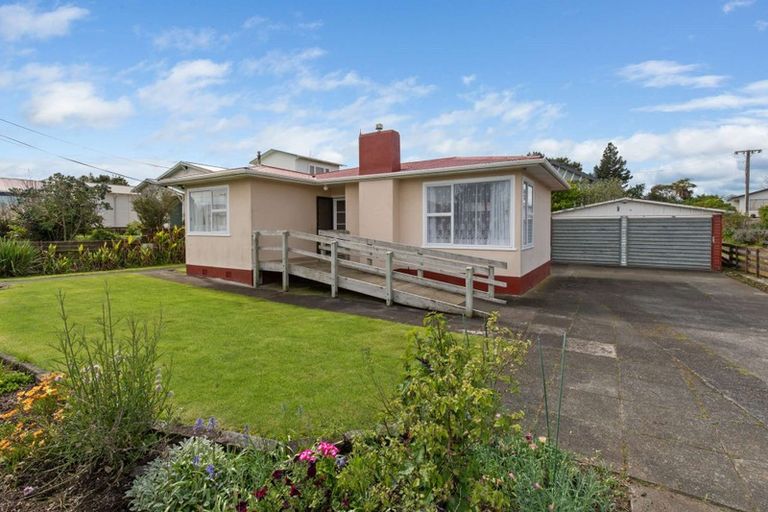 Photo of property in 22a Gonville Avenue, Gonville, Whanganui, 4501