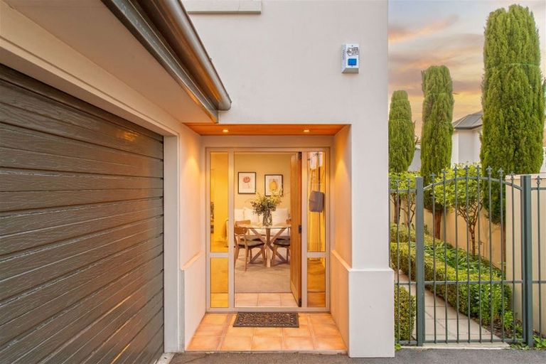 Photo of property in 21b Springfield Road, St Albans, Christchurch, 8014