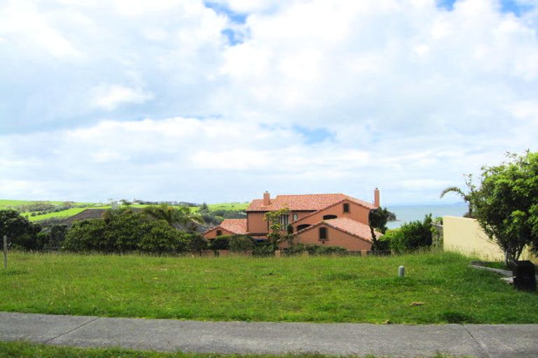 Photo of property in 16 Belle-mer Place, Gulf Harbour, Whangaparaoa, 0930