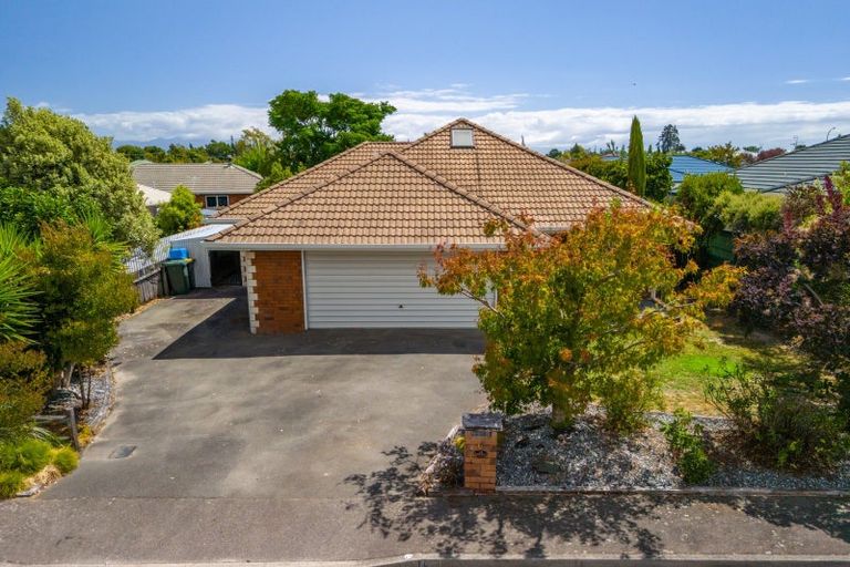 Photo of property in 14 Vining Crescent, Stoke, Nelson, 7011