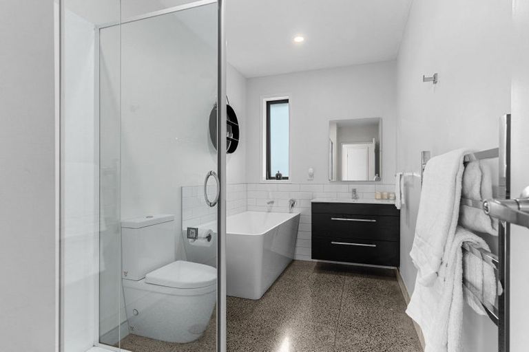 Photo of property in 17 Pearson Street, Mangawhai, 0505