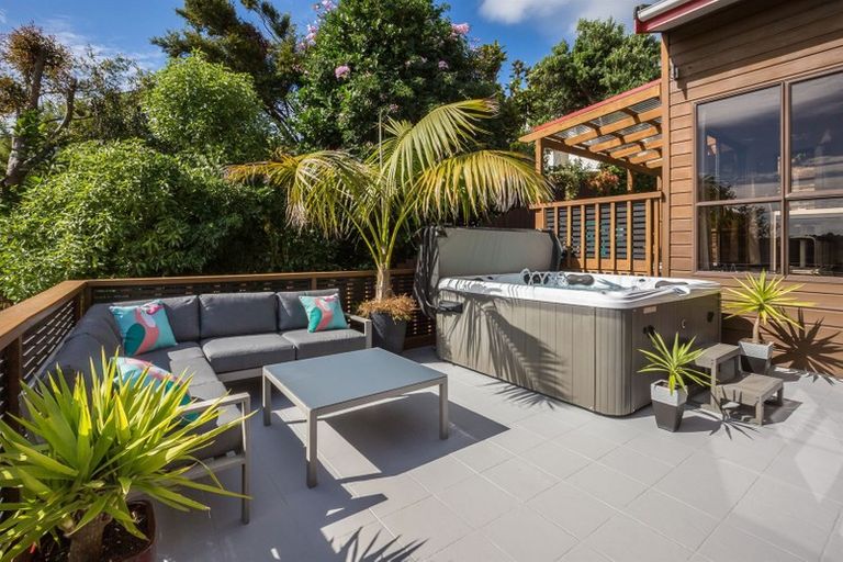 Photo of property in 30 Brora Crescent, Papakowhai, Porirua, 5024