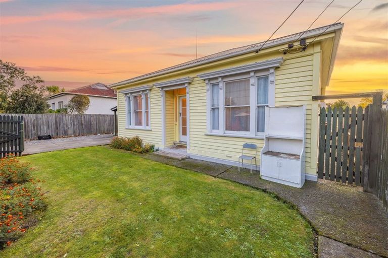 Photo of property in 28 Radley Street, Woolston, Christchurch, 8023