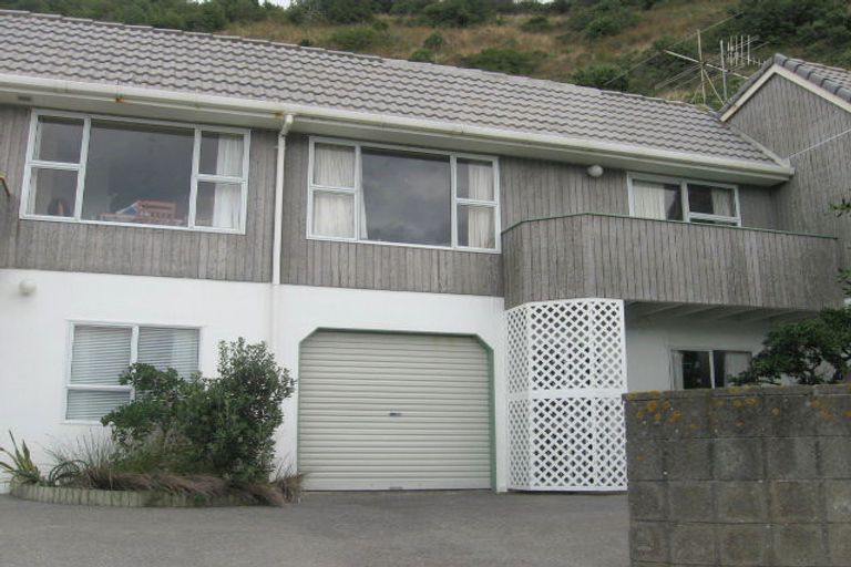 Photo of property in 4/418 Queens Drive, Lyall Bay, Wellington, 6022