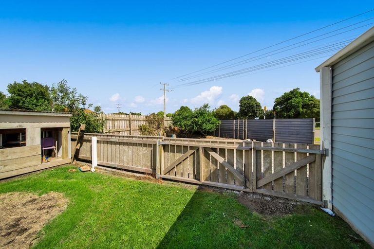 Photo of property in 287 South Road, Hawera, 4610