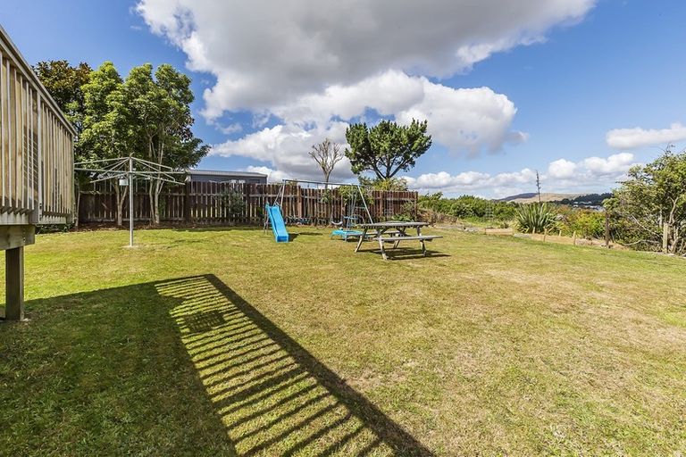 Photo of property in 8 Sombrero View, Ascot Park, Porirua, 5024