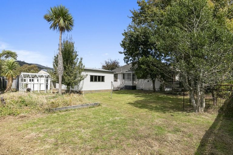Photo of property in 55 Main Road, Wainuiomata, Lower Hutt, 5014