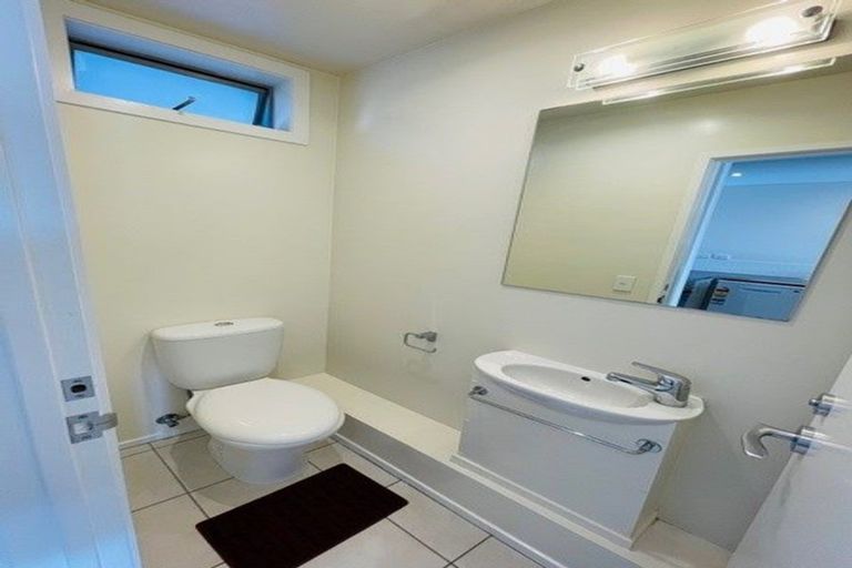 Photo of property in 5/17 Waihi Way, East Tamaki, Auckland, 2013