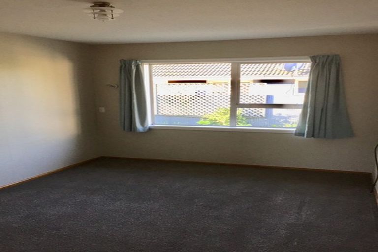 Photo of property in 20 Torquay Place, Bryndwr, Christchurch, 8053