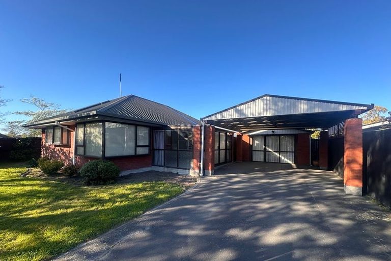 Photo of property in 3 Cranbrook Avenue, Burnside, Christchurch, 8053
