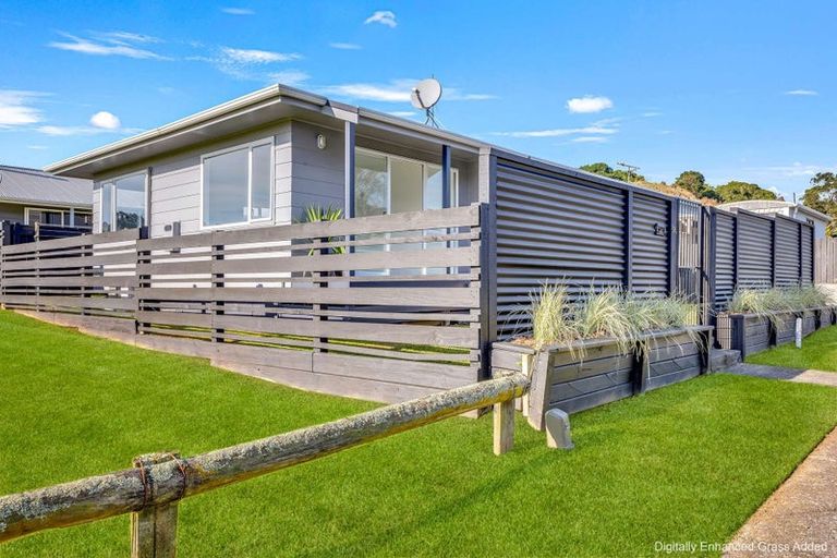 Photo of property in 1/58 Riversdale Drive, Merrilands, New Plymouth, 4312