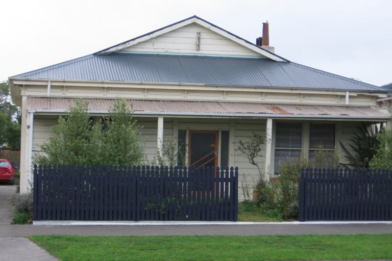 Photo of property in 39 Waldegrave Street, Palmerston North, 4410