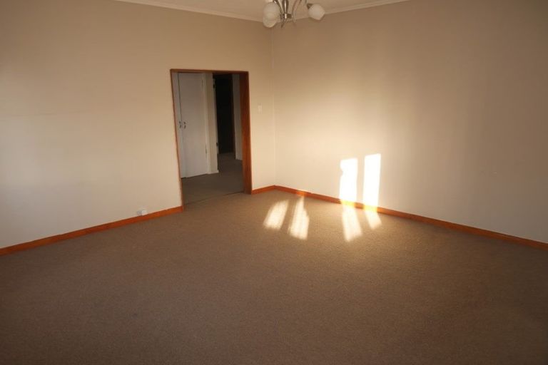 Photo of property in 37 Townsend Road, Miramar, Wellington, 6022