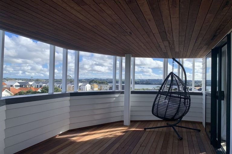 Photo of property in 6/2 Frances Bryers Road, Hobsonville, Auckland, 0616