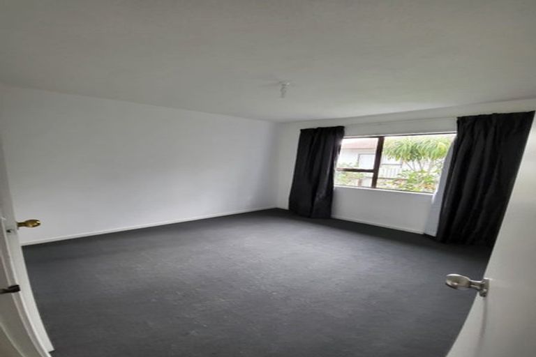 Photo of property in 1/20 Burundi Avenue, Clendon Park, Auckland, 2103