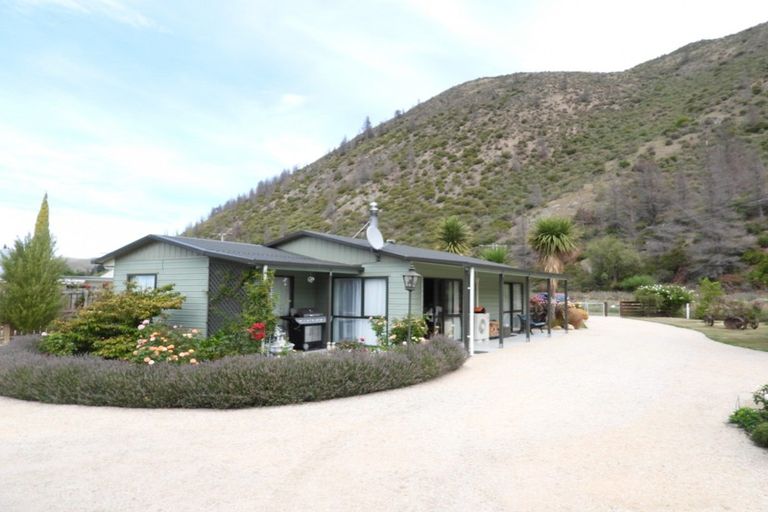 Photo of property in 110 Gordon Street, Kurow, 9435