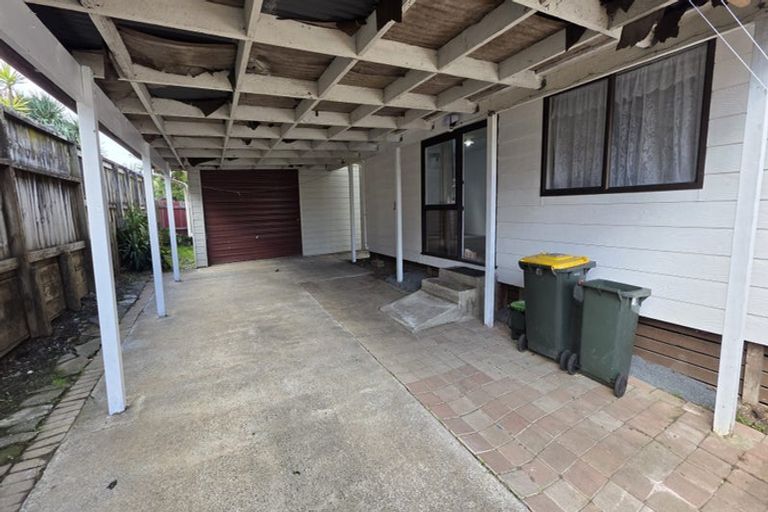 Photo of property in 3/4 Hall Avenue, Mangere, Auckland, 2022