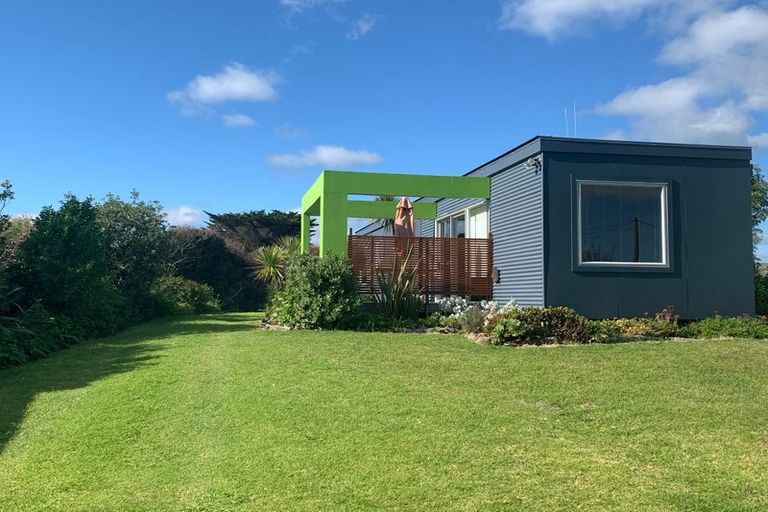 Photo of property in 22 Babbacombe Avenue, Otaki Beach, Otaki, 5512