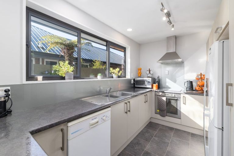 Photo of property in 2/493 Greers Road, Bishopdale, Christchurch, 8053