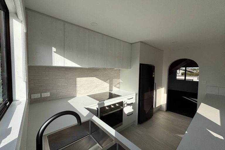 Photo of property in 27a Bay Street, Red Beach, 0932