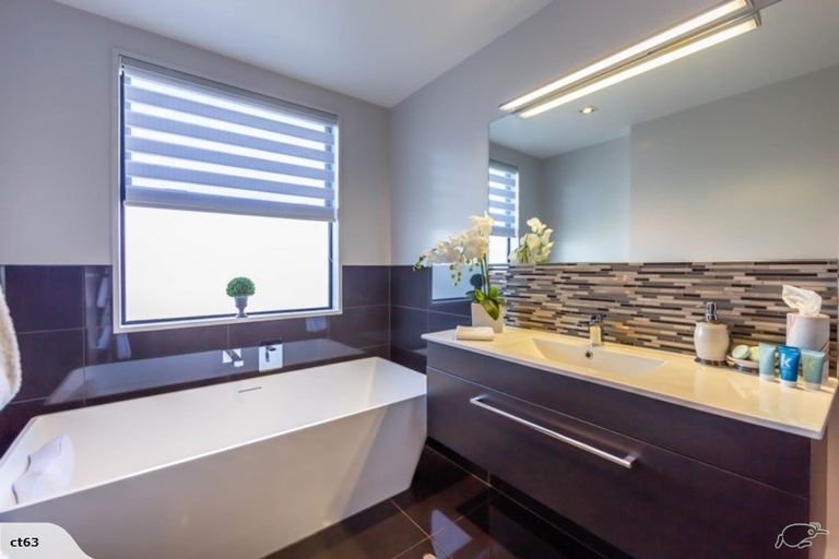 Photo of property in 83 Rossington Drive, West Melton, 7618