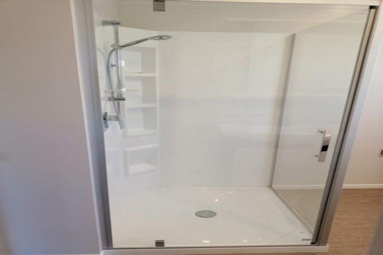 Photo of property in 32 Crownhill Street, Spotswood, New Plymouth, 4310