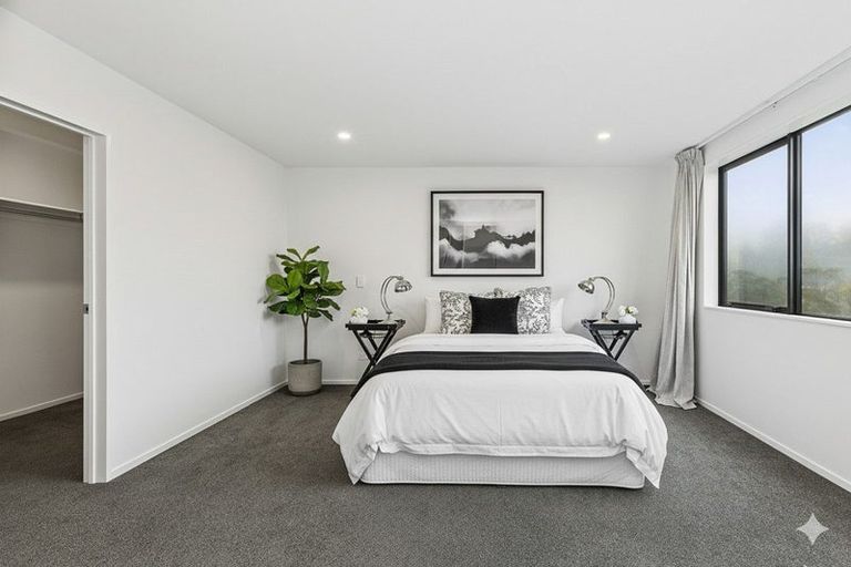 Photo of property in 28 Holystone Road, Whitby, Porirua, 5024