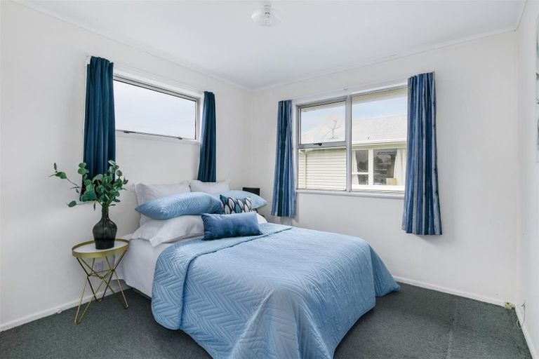 Photo of property in 28 Hamstead Street, Wainuiomata, Lower Hutt, 5014