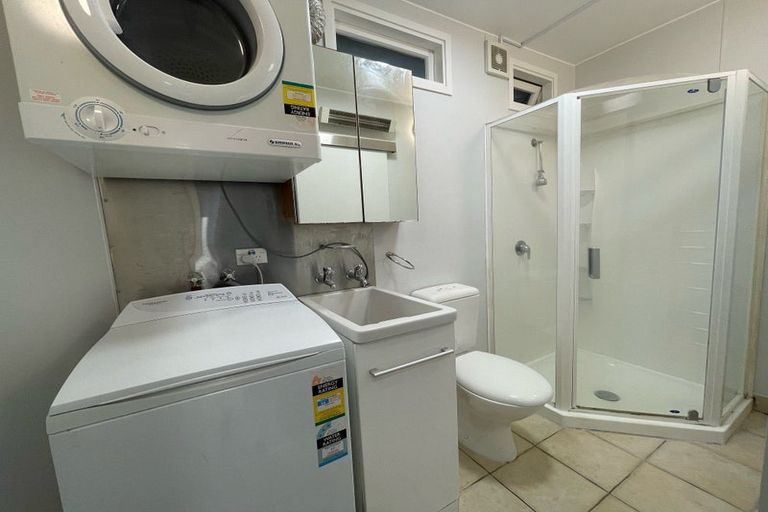 Photo of property in 73 Majoribanks Street, Mount Victoria, Wellington, 6011