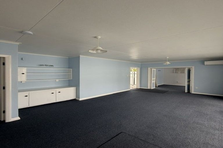 Photo of property in 130a Main Road North, Woodend, 7610