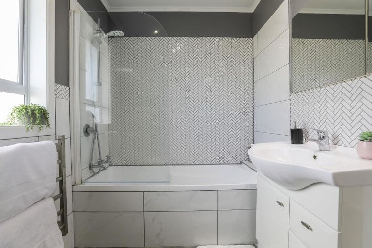 Photo of property in 23 Larcy Road, Lynmore, Rotorua, 3010